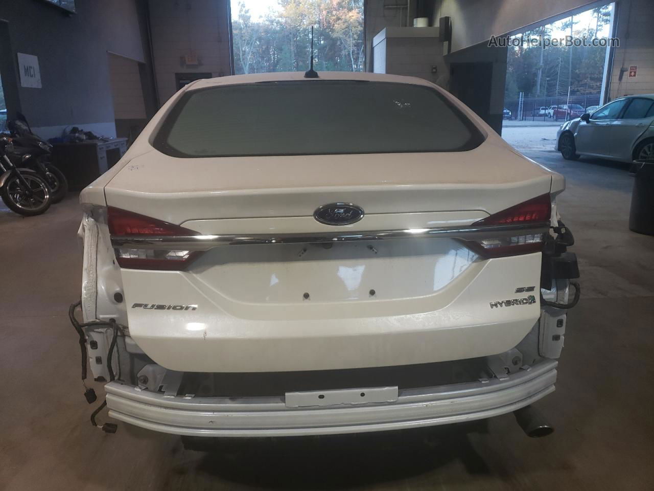 2018 Ford Fusion Se Hybrid Белый vin: 3FA6P0LU0JR213462