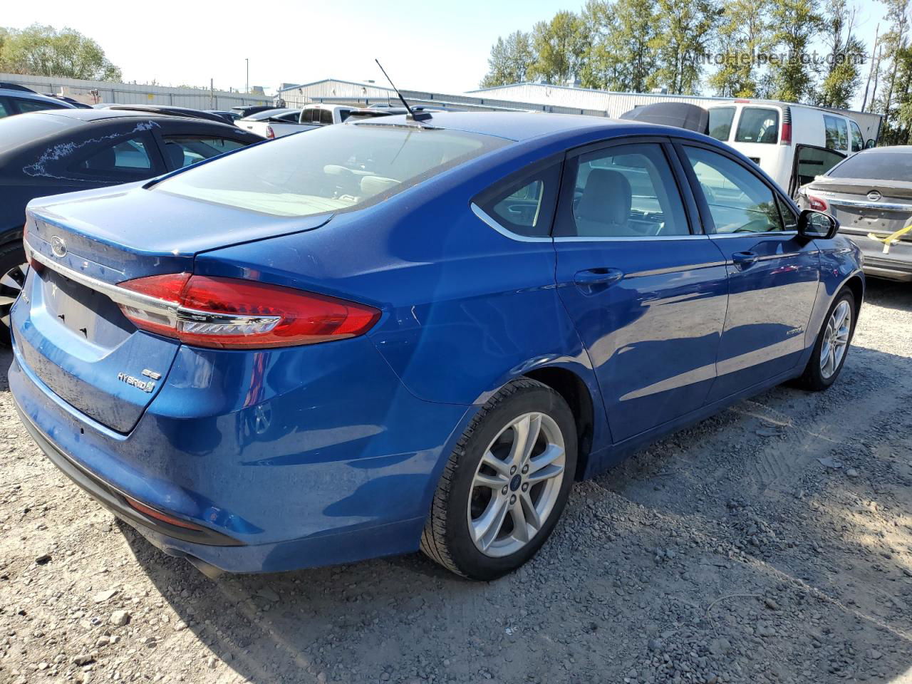 2018 Ford Fusion Se Hybrid Синий vin: 3FA6P0LU0JR220248