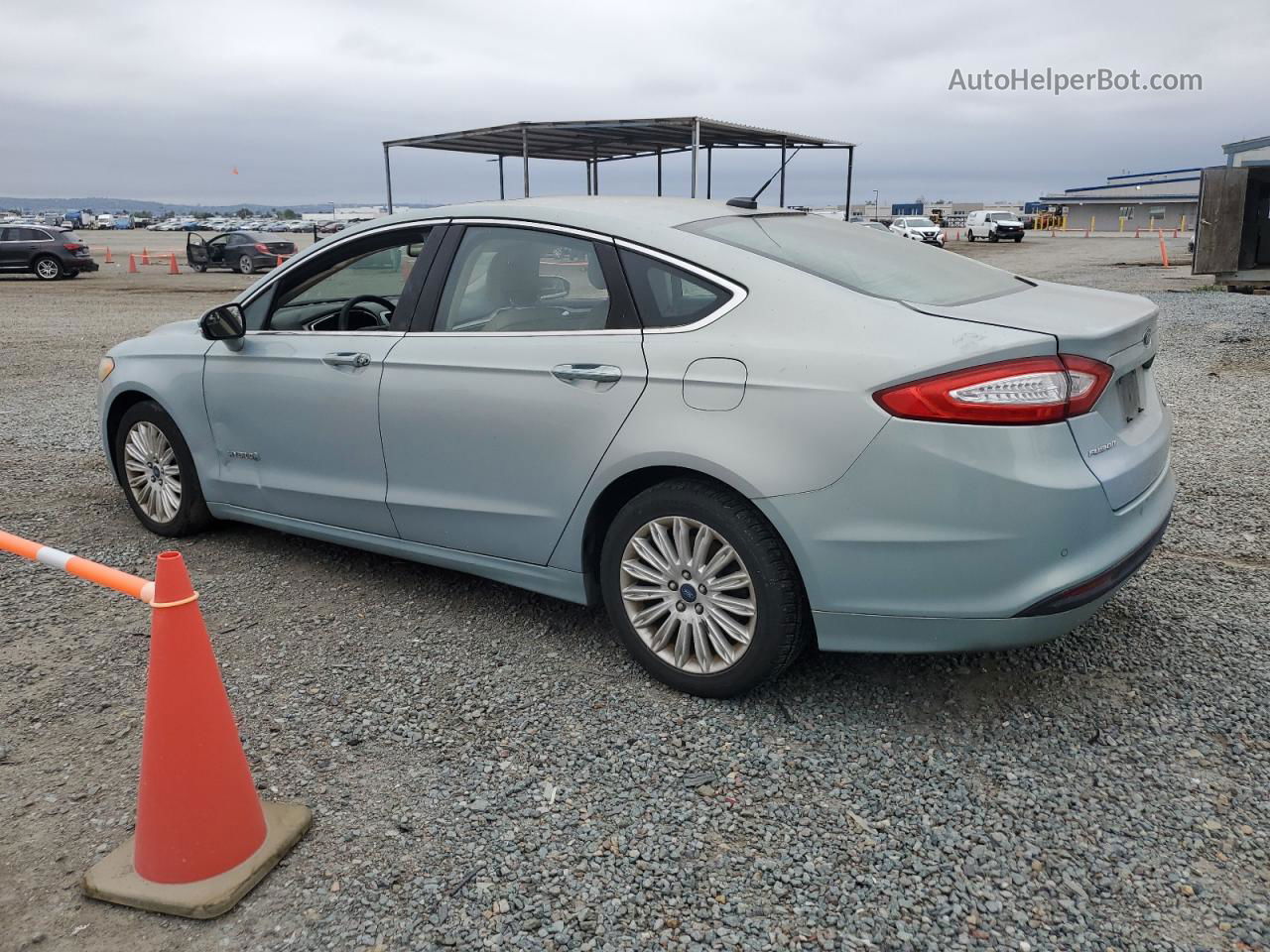 2013 Ford Fusion Se Hybrid Бирюзовый vin: 3FA6P0LU1DR142826