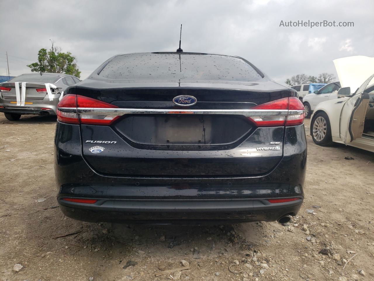 2018 Ford Fusion Se Hybrid Черный vin: 3FA6P0LU1JR190211