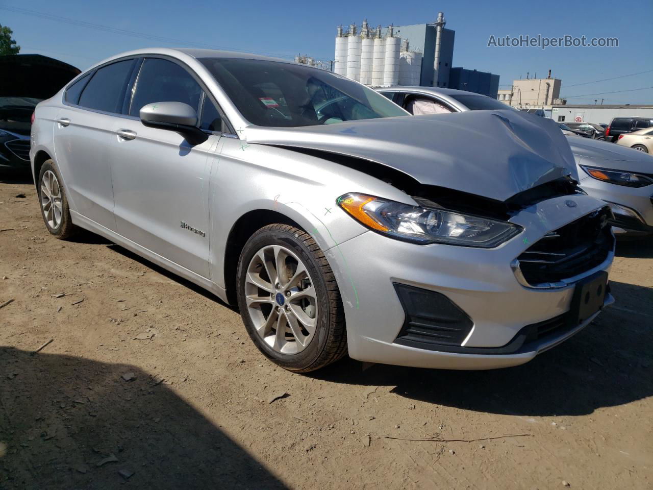 2019 Ford Fusion Se Silver vin: 3FA6P0LU1KR120404