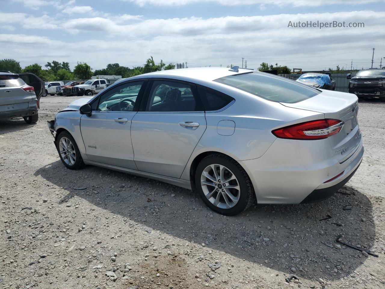 2019 Ford Fusion Se Silver vin: 3FA6P0LU2KR167506