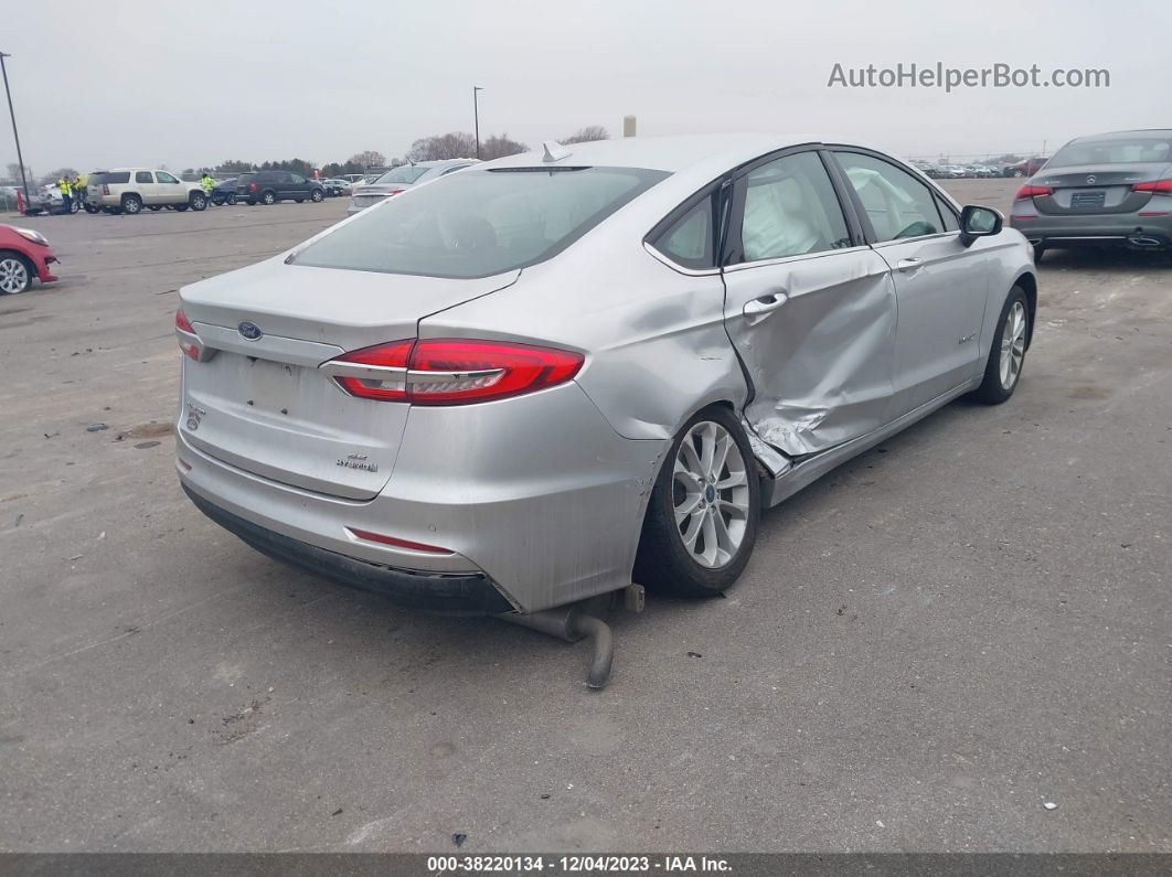 2019 Ford Fusion Hybrid Se Серебряный vin: 3FA6P0LU2KR187934