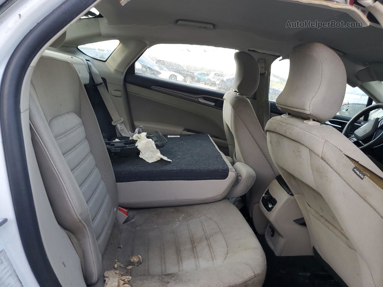 2019 Ford Fusion Se White vin: 3FA6P0LU2KR240812