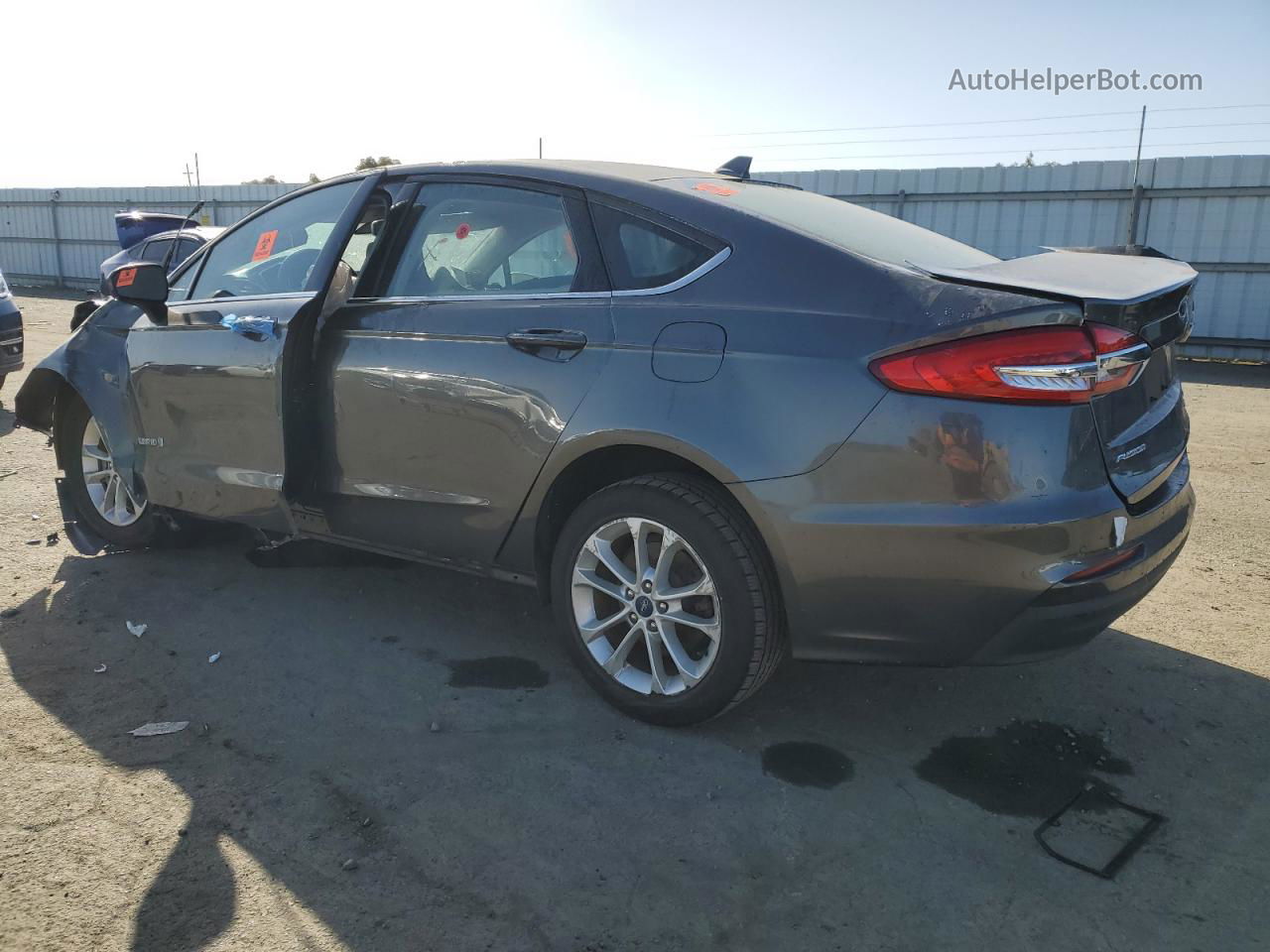 2019 Ford Fusion Se Gray vin: 3FA6P0LU3KR104432