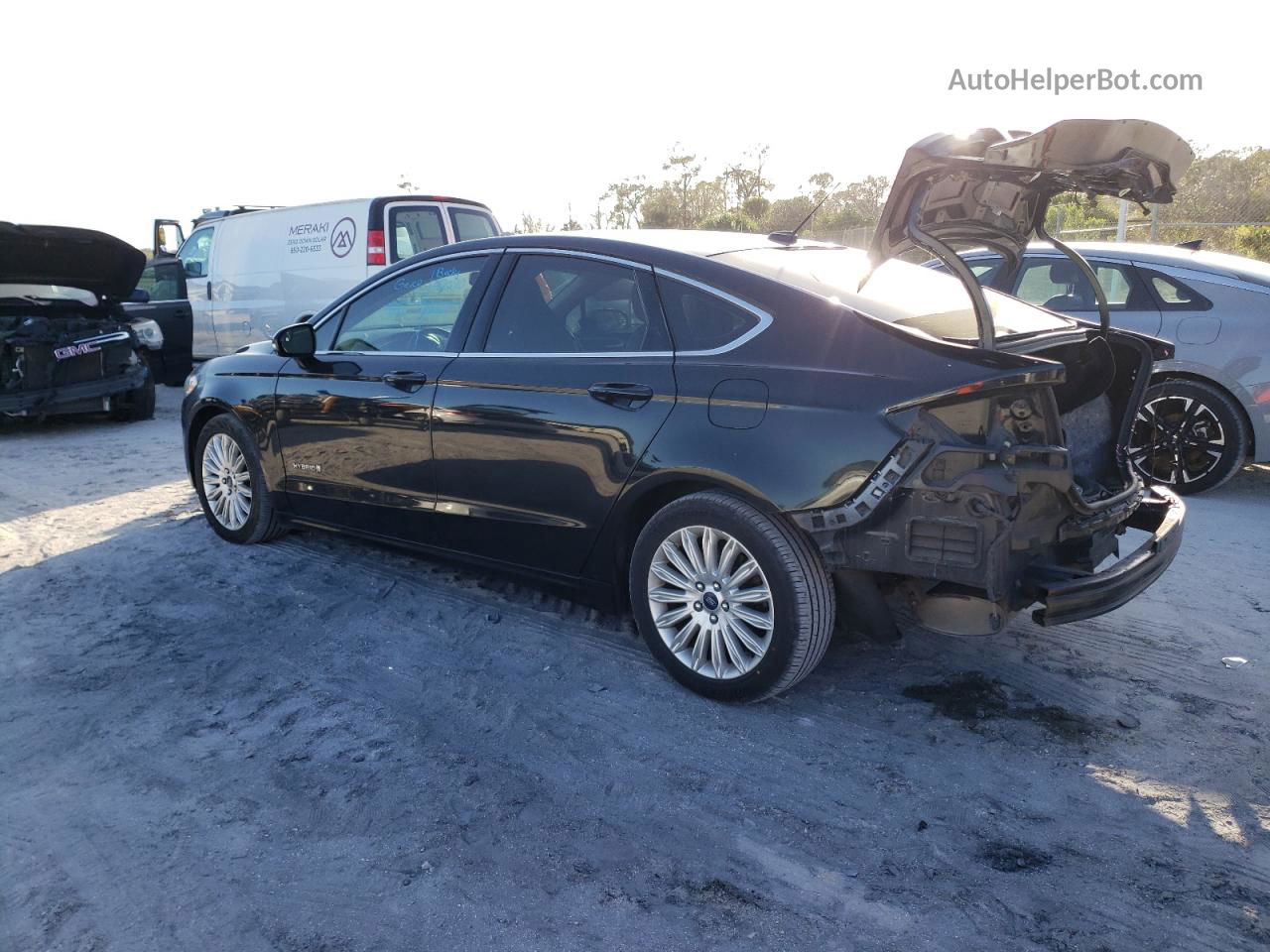 2015 Ford Fusion Se Hybrid Черный vin: 3FA6P0LU4FR219532