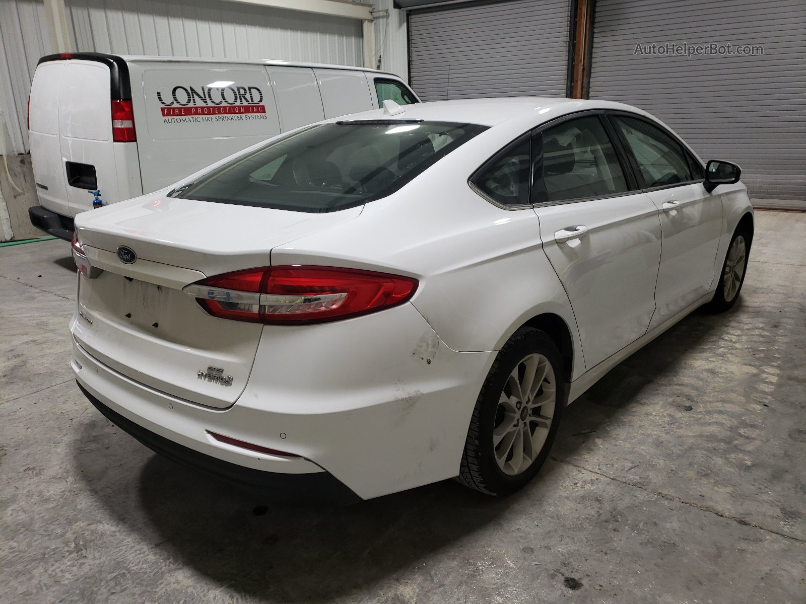 2019 Ford Fusion Se Белый vin: 3FA6P0LU4KR278476