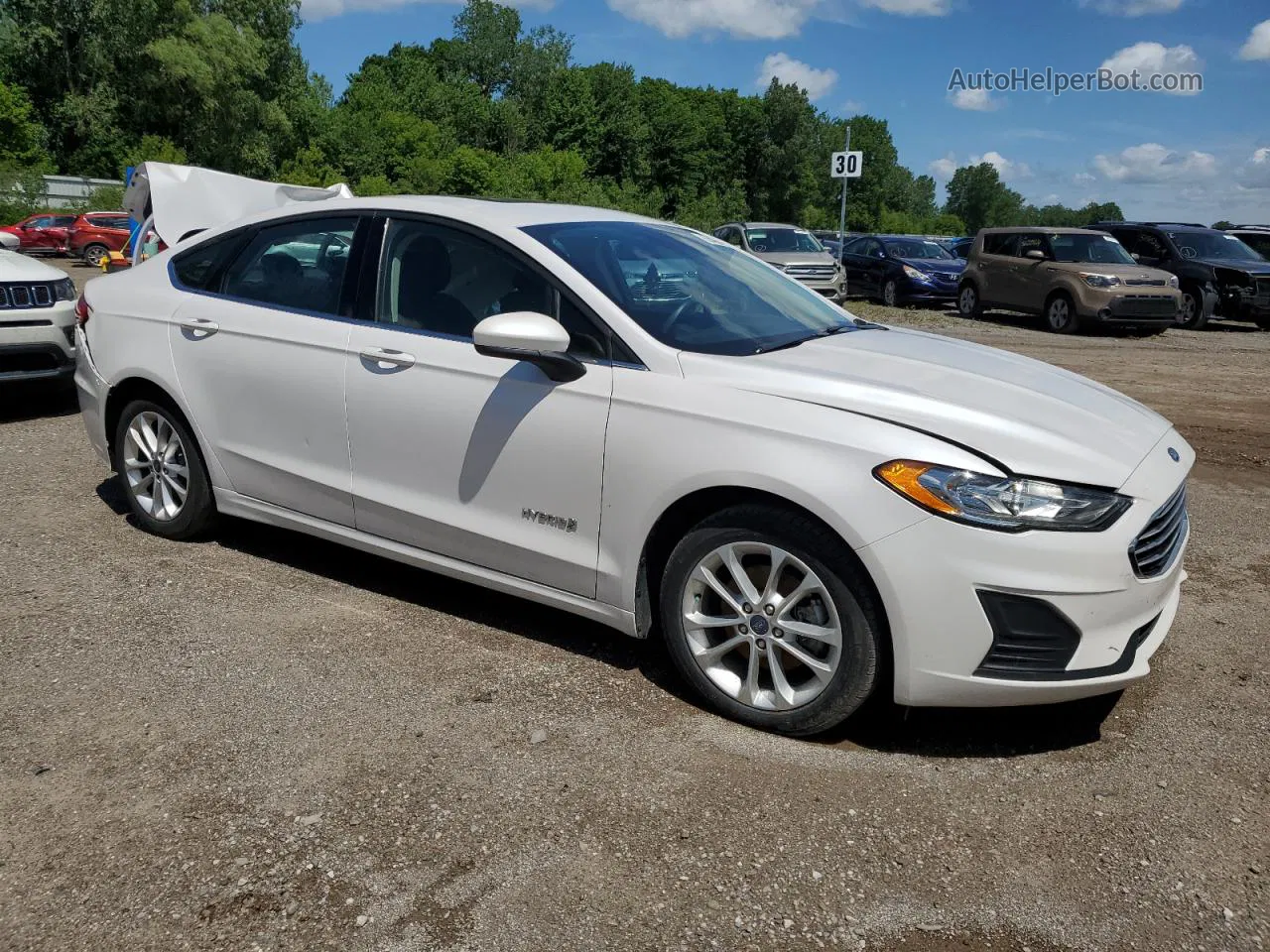 2019 Ford Fusion Se White vin: 3FA6P0LU5KR197115