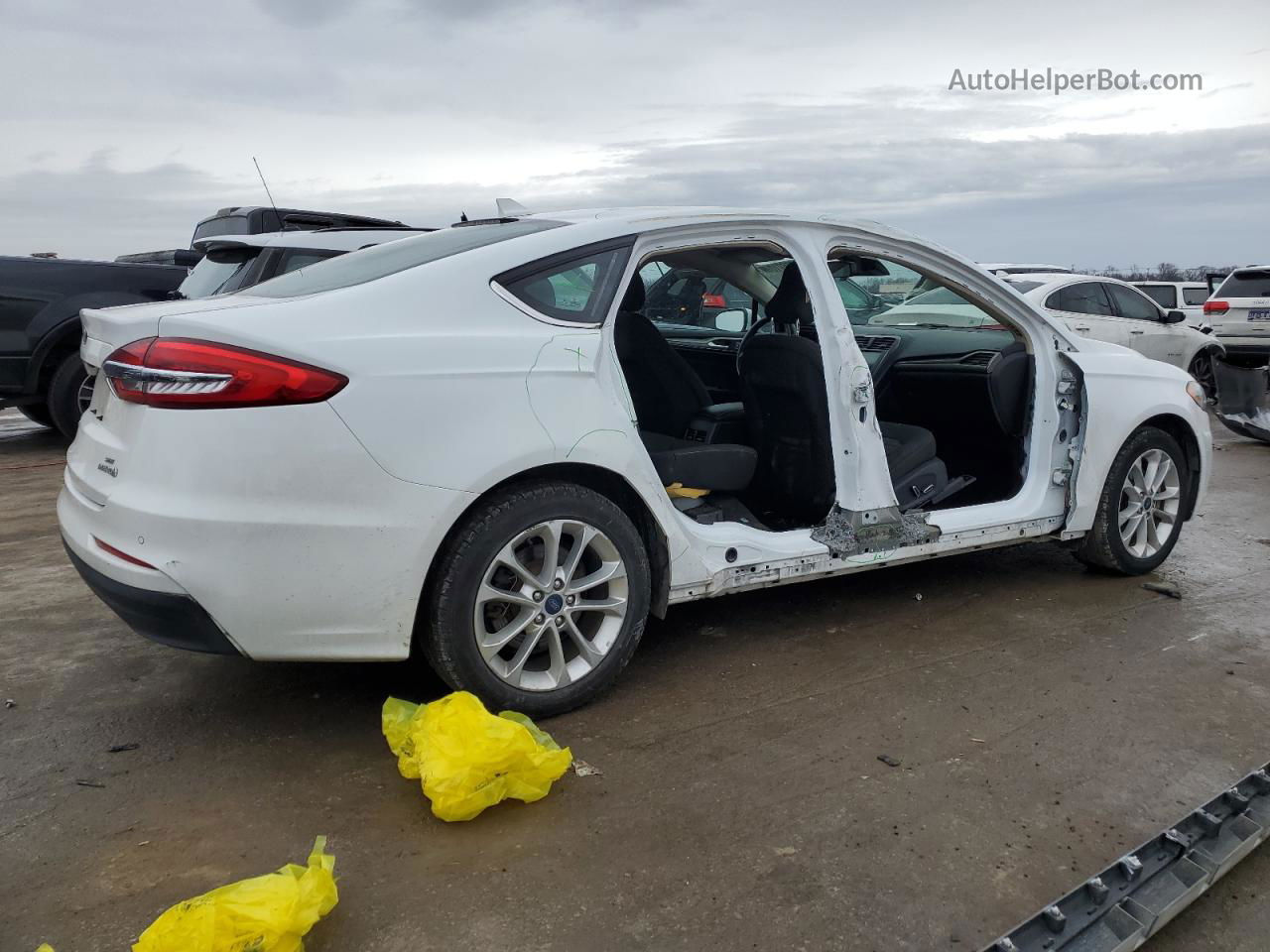 2019 Ford Fusion Se White vin: 3FA6P0LU5KR241369