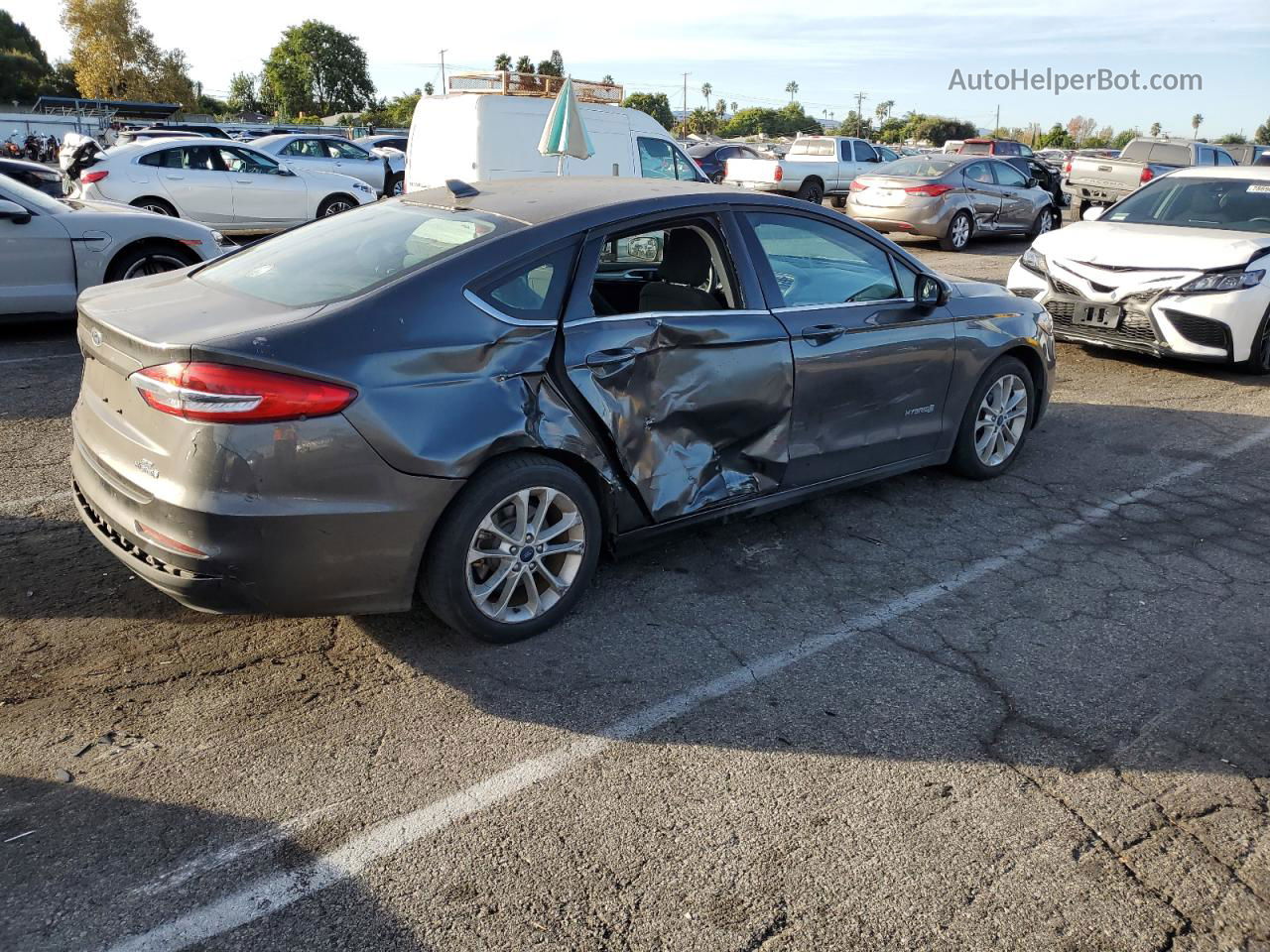 2019 Ford Fusion Se Gray vin: 3FA6P0LU6KR180114