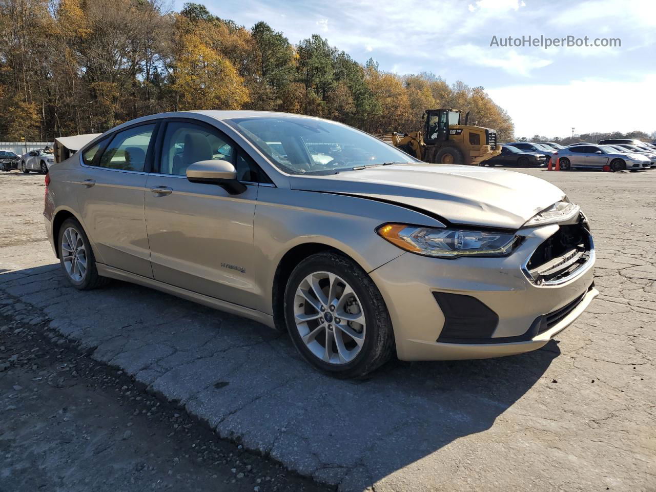 2019 Ford Fusion Se Золотой vin: 3FA6P0LU6KR241526