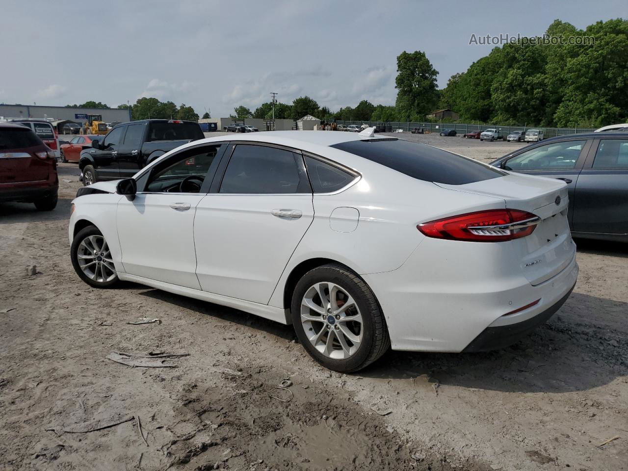 2019 Ford Fusion Se White vin: 3FA6P0LU6KR254681