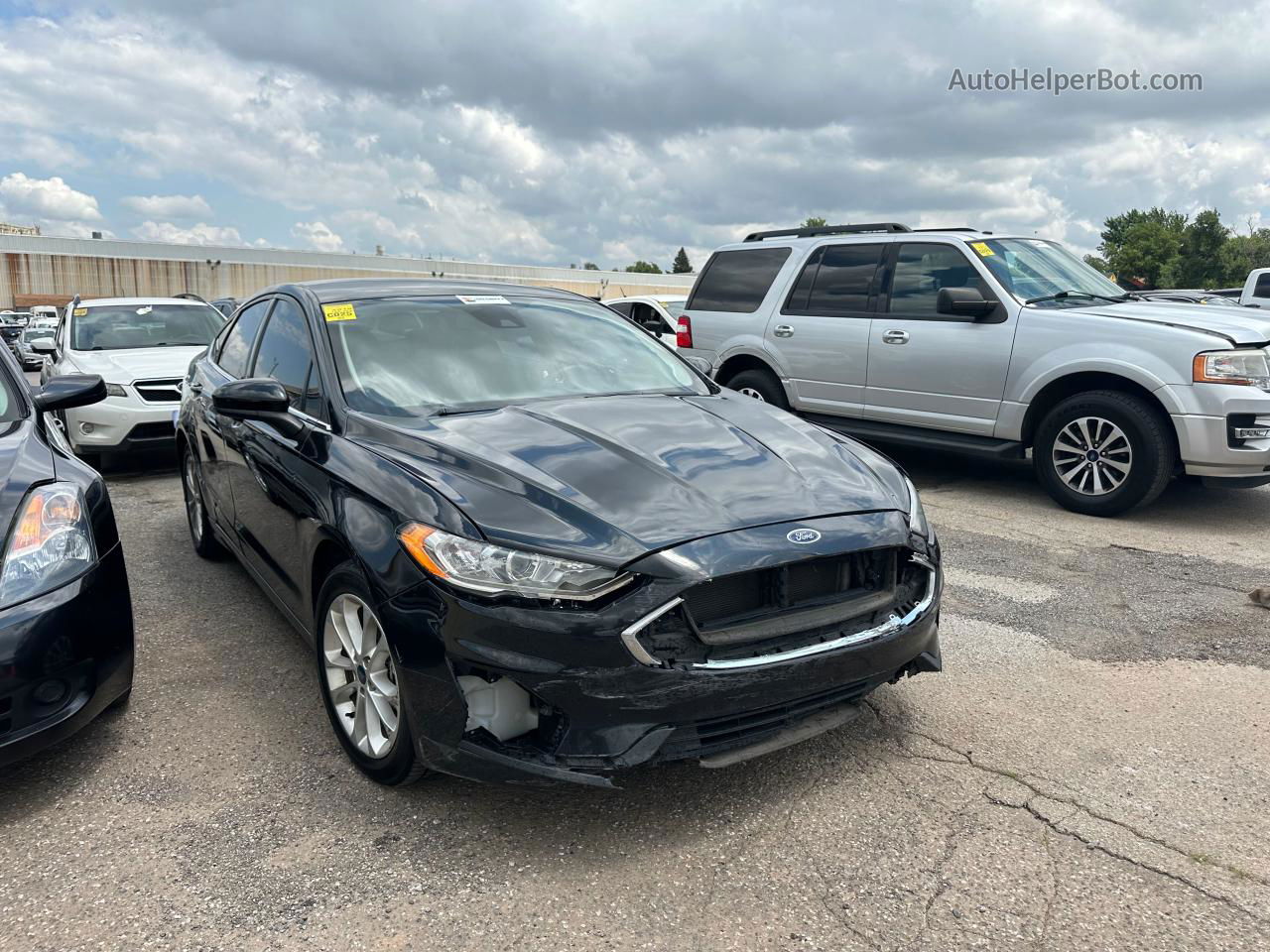 2019 Ford Fusion Se Black vin: 3FA6P0LU7KR143704