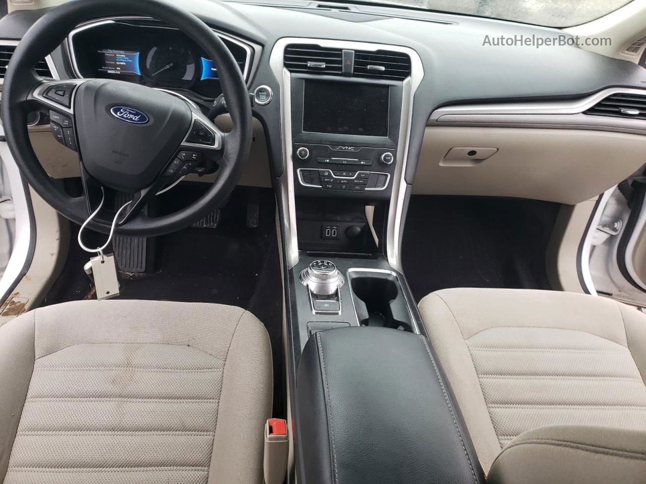 2019 Ford Fusion Se White vin: 3FA6P0LU7KR207255