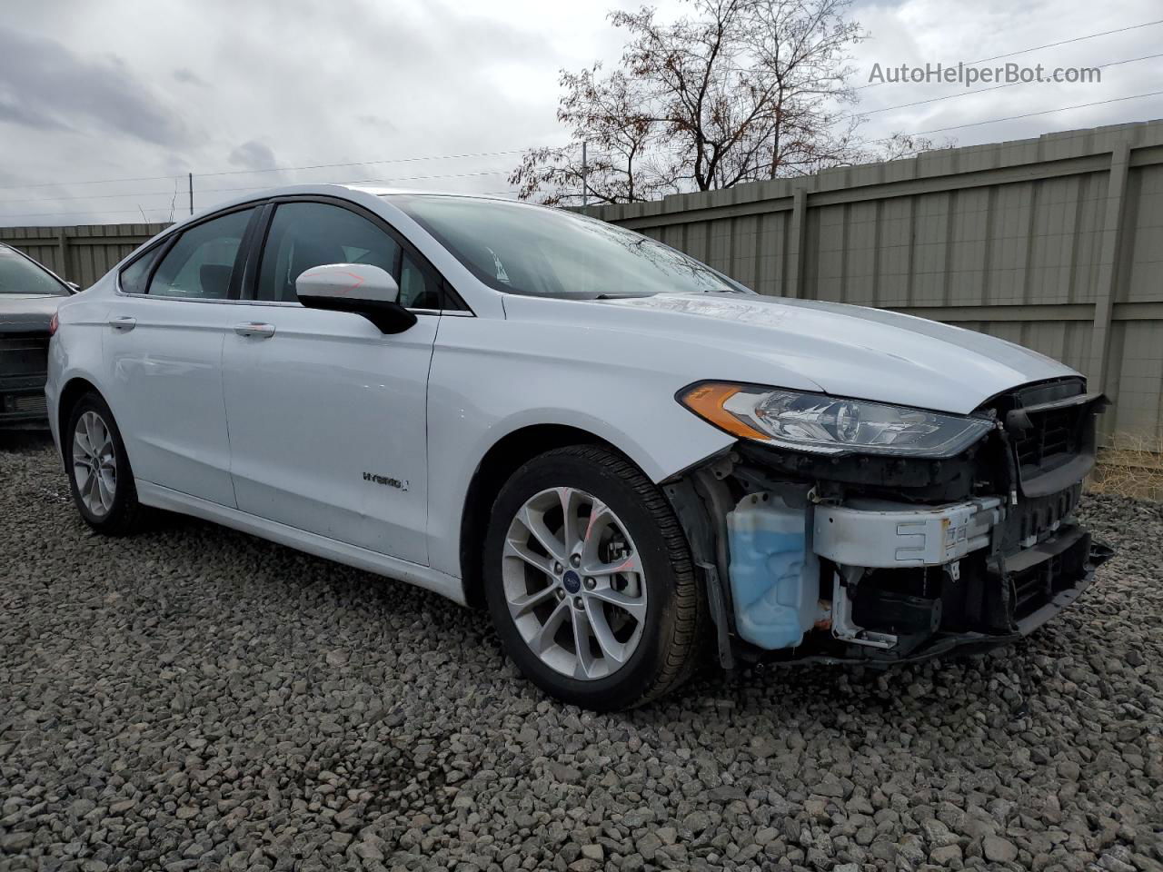 2019 Ford Fusion Se White vin: 3FA6P0LU7KR261722