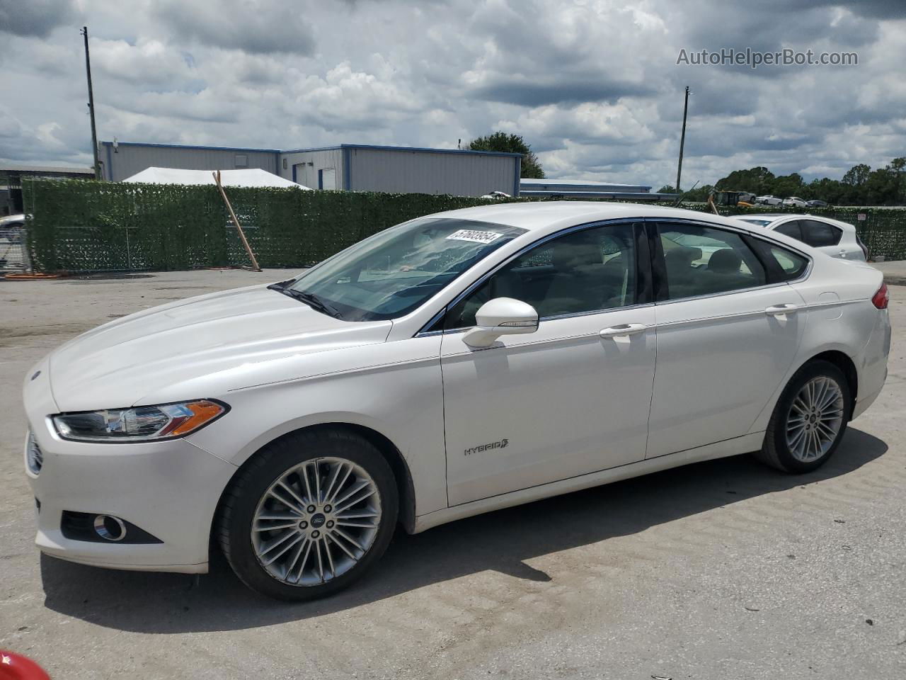 2013 Ford Fusion Se Hybrid White vin: 3FA6P0LU8DR329125