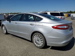 2016 Ford Fusion Se Hybrid Серебряный vin: 3FA6P0LU8GR329498