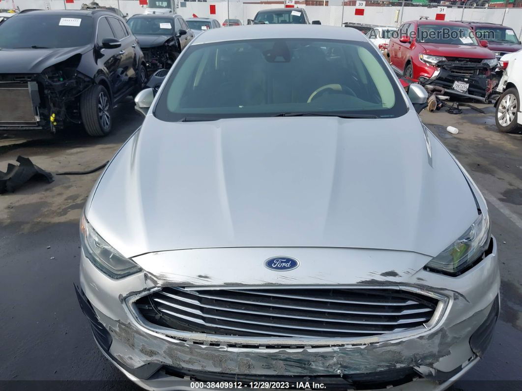 2019 Ford Fusion Hybrid Se Серебряный vin: 3FA6P0LU8KR109187