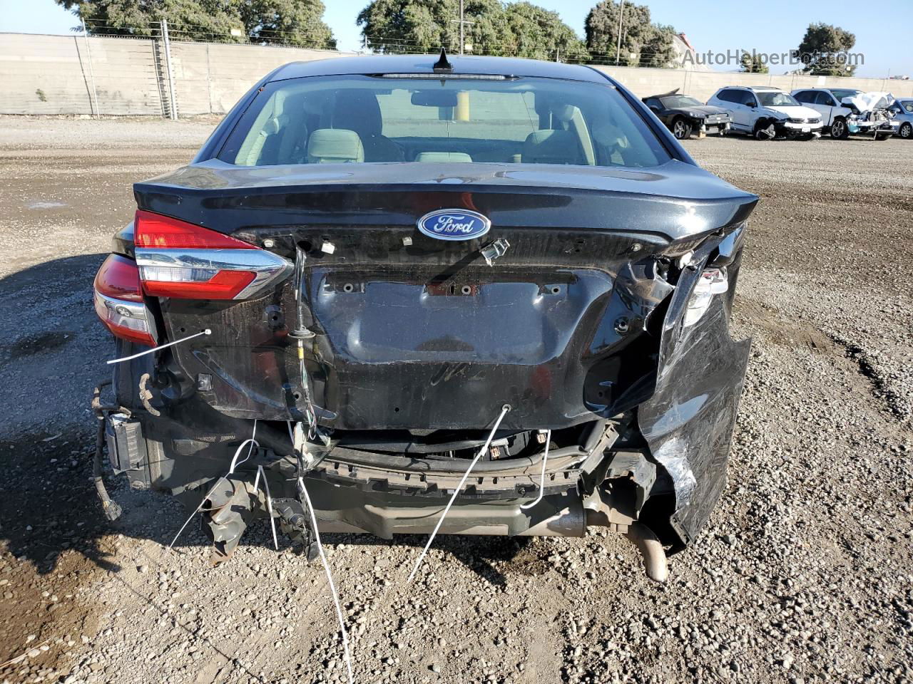 2019 Ford Fusion Se Black vin: 3FA6P0LU8KR188439