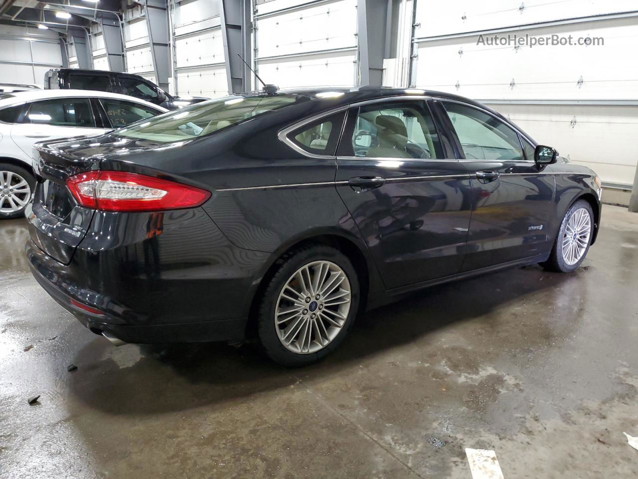 2013 Ford Fusion Se Hybrid Черный vin: 3FA6P0LU9DR325469