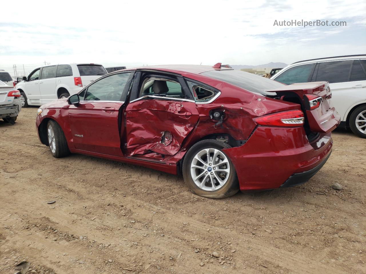 2019 Ford Fusion Se Красный vin: 3FA6P0LU9KR154767