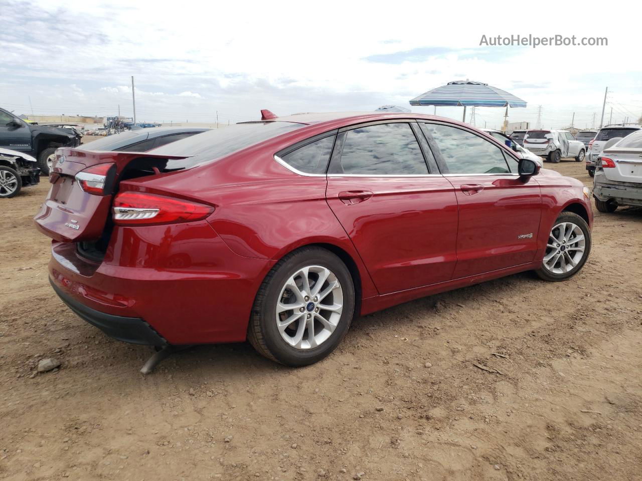 2019 Ford Fusion Se Red vin: 3FA6P0LU9KR154767