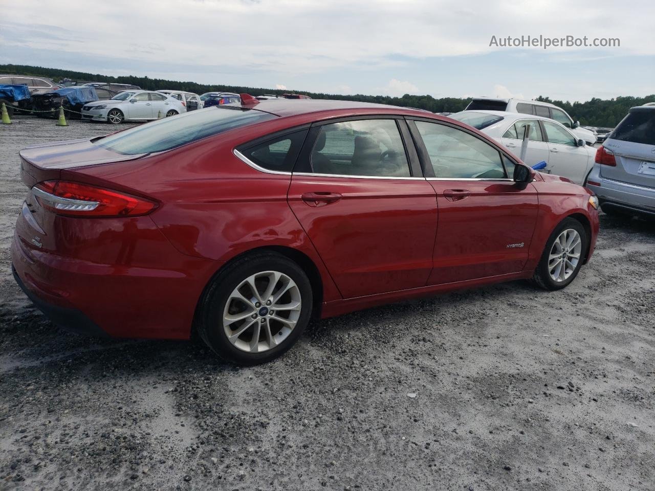 2019 Ford Fusion Se Красный vin: 3FA6P0LU9KR224851