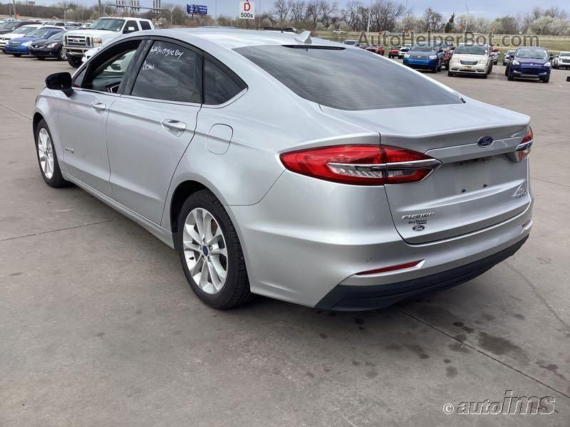 2019 Ford Fusion Hybrid Se vin: 3FA6P0LU9KR255677