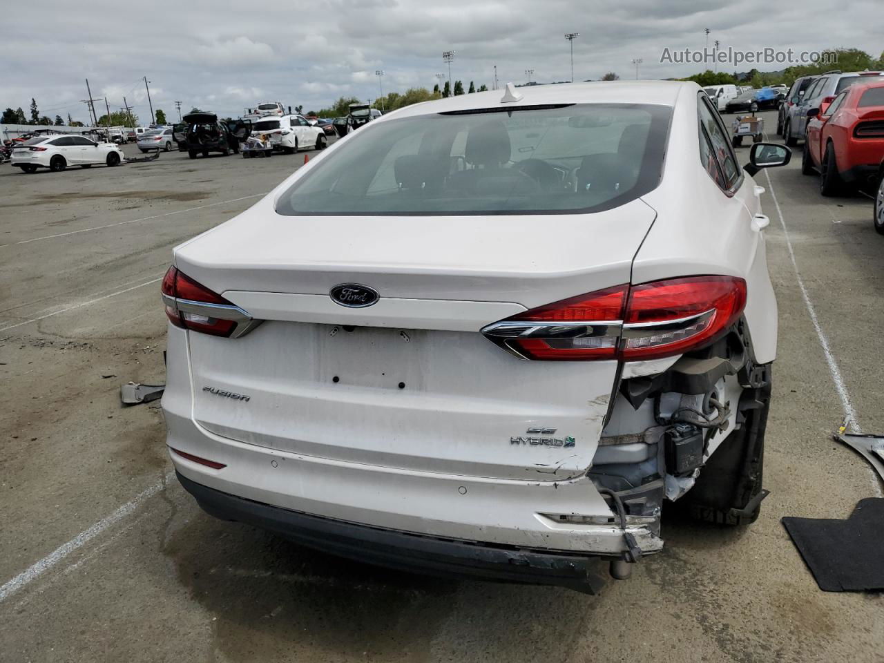 2019 Ford Fusion Se White vin: 3FA6P0LUXKR179368