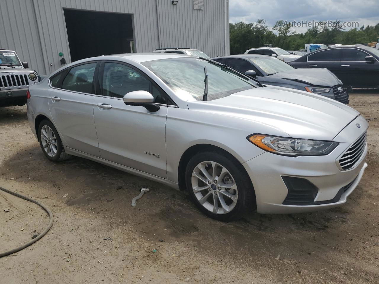 2019 Ford Fusion Se Silver vin: 3FA6P0LUXKR188037