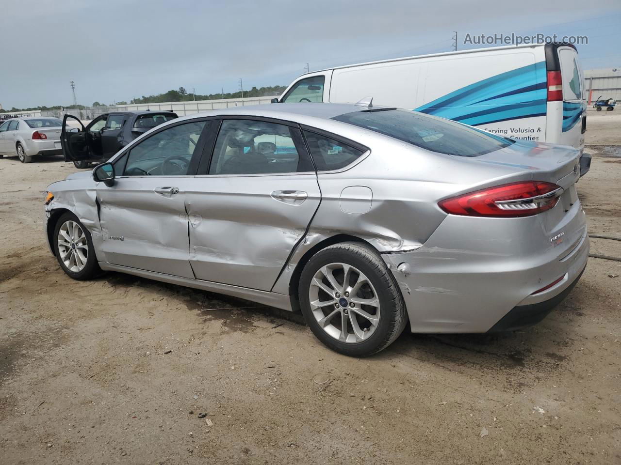 2019 Ford Fusion Se Silver vin: 3FA6P0LUXKR188037