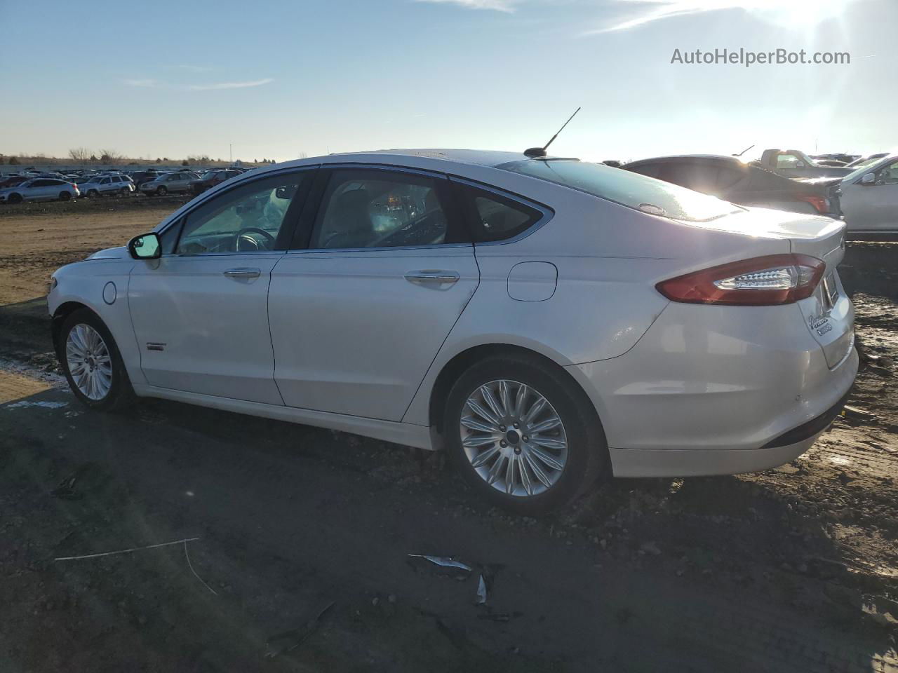 2016 Ford Fusion Se Phev White vin: 3FA6P0PU8GR193349