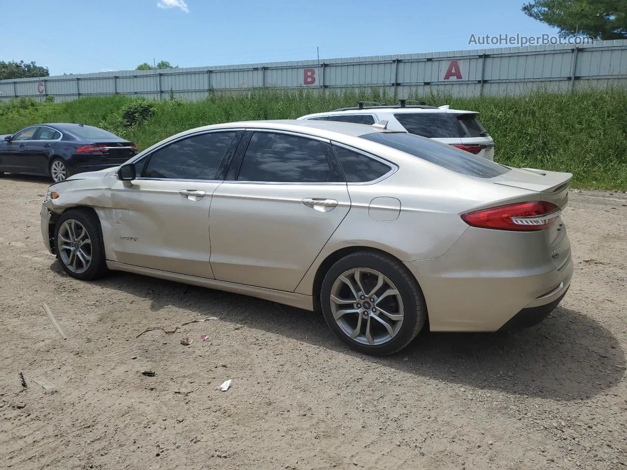 2019 Ford Fusion Titanium Beige vin: 3FA6P0RU9KR123834