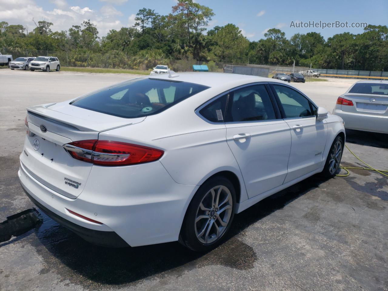 2019 Ford Fusion Titanium Белый vin: 3FA6P0RU9KR123946