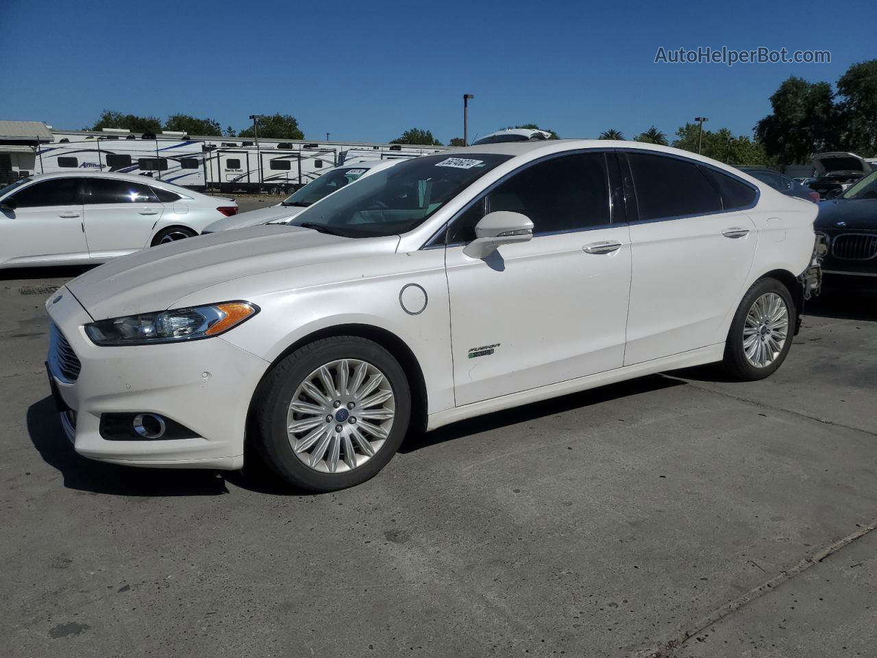 2014 Ford Fusion Titanium Phev White vin: 3FA6P0SU1ER291725