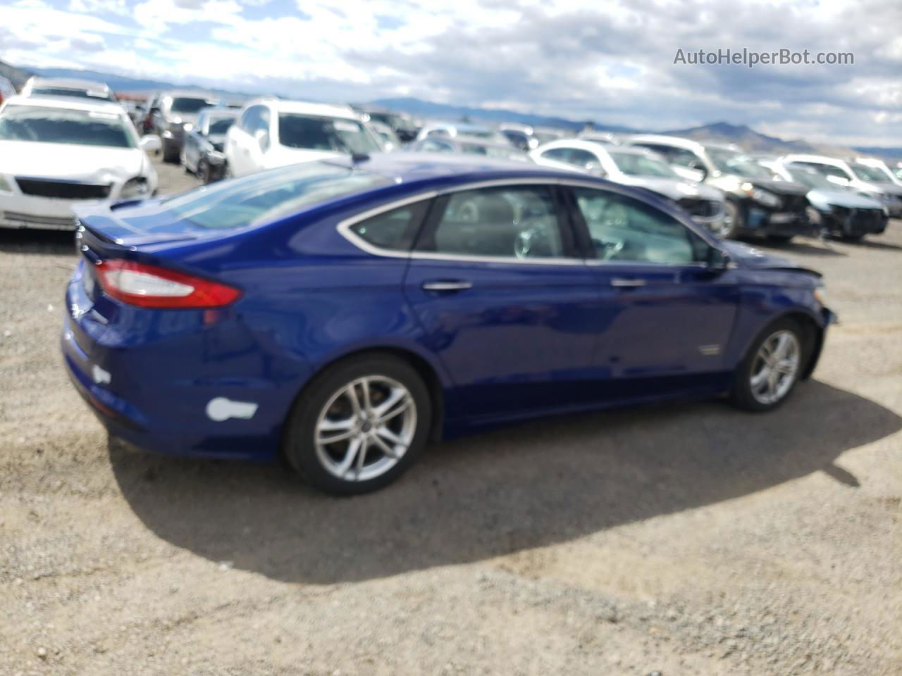 2015 Ford Fusion Titanium Phev Синий vin: 3FA6P0SU5FR173632