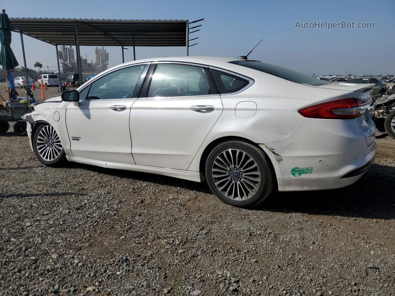 2017 Ford Fusion Titanium Phev White vin: 3FA6P0SU9HR207252