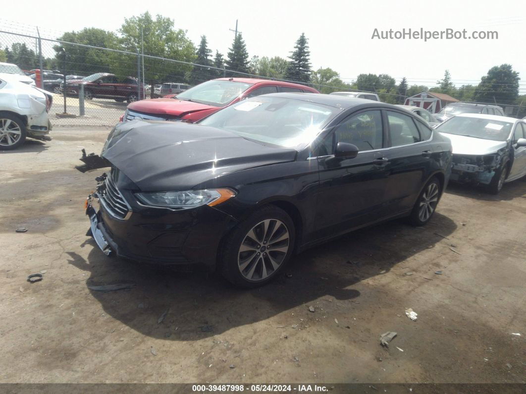 2020 Ford Fusion Se Черный vin: 3FA6P0T91LR202128