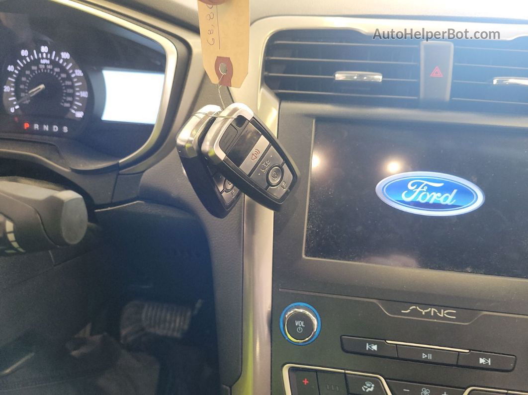 2019 Ford Fusion Se vin: 3FA6P0T94KR239754