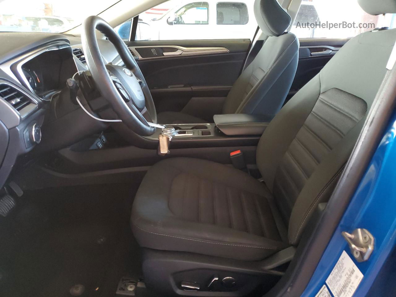 2020 Ford Fusion Se Blue vin: 3FA6P0T96LR190879