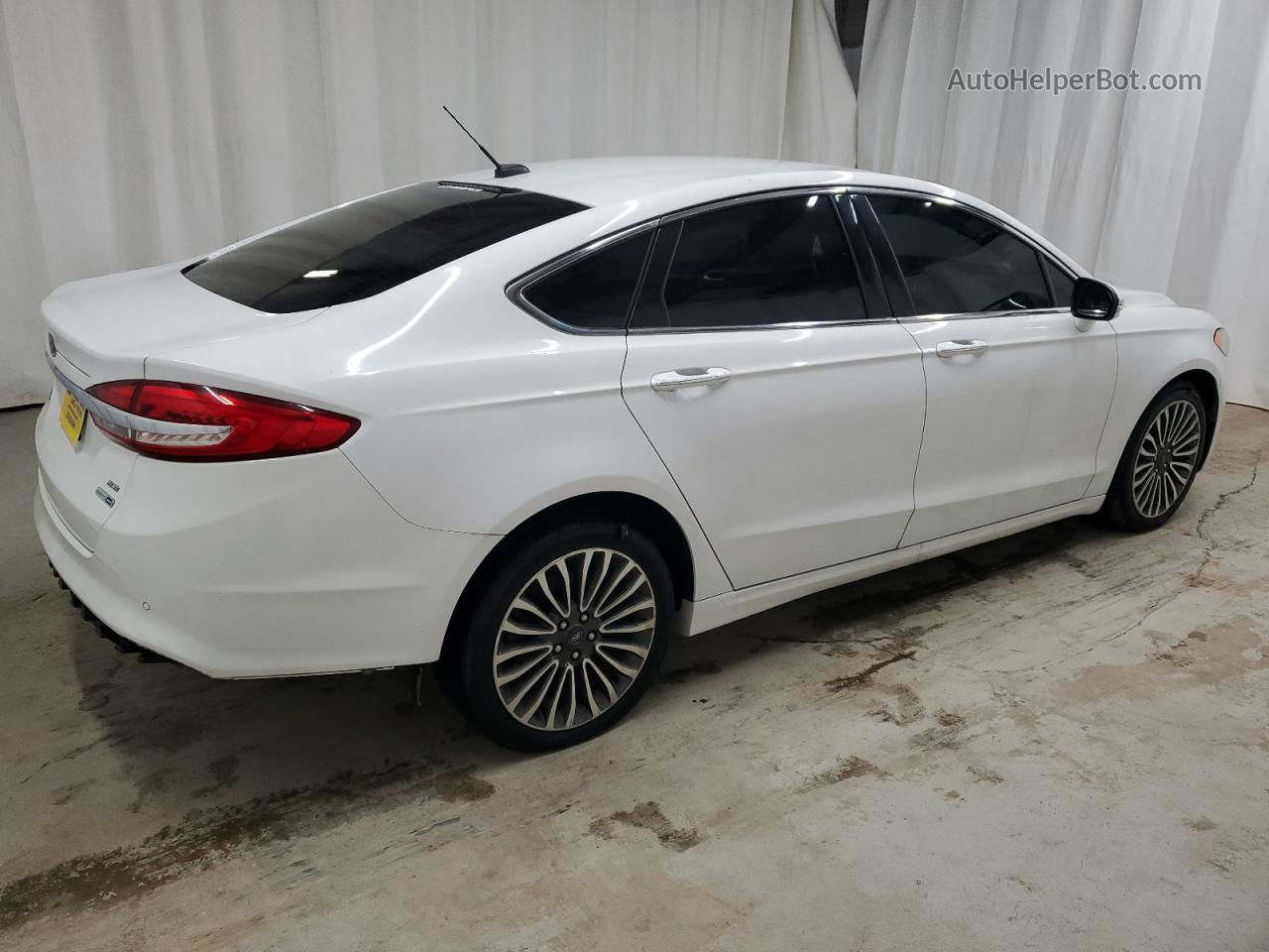 2018 Ford Fusion Se White vin: 3FA6P0T97JR278451