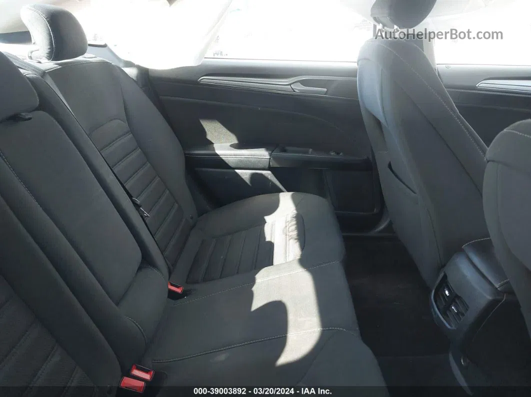 2019 Ford Fusion Se Серебряный vin: 3FA6P0T98KR269954