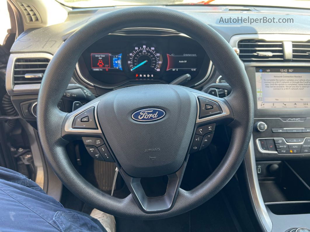 2019 Ford Fusion Se vin: 3FA6P0T99KR154506