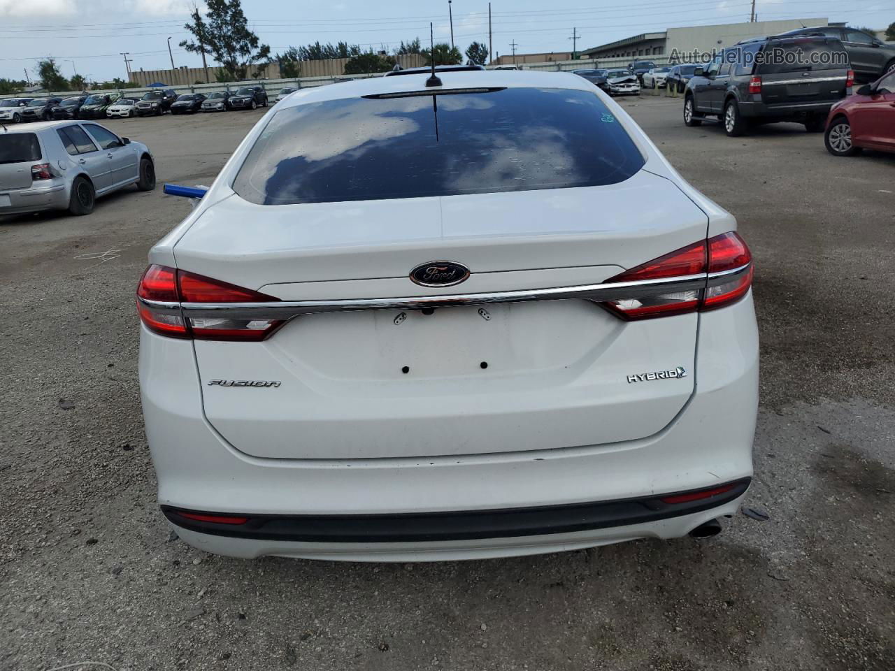 2017 Ford Fusion S Hybrid White vin: 3FA6P0UU1HR161610