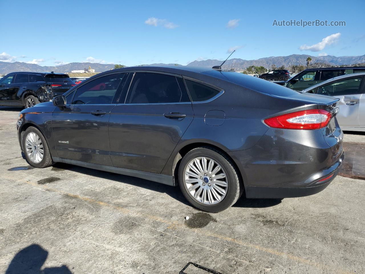 2015 Ford Fusion S Hybrid Серый vin: 3FA6P0UU2FR153304