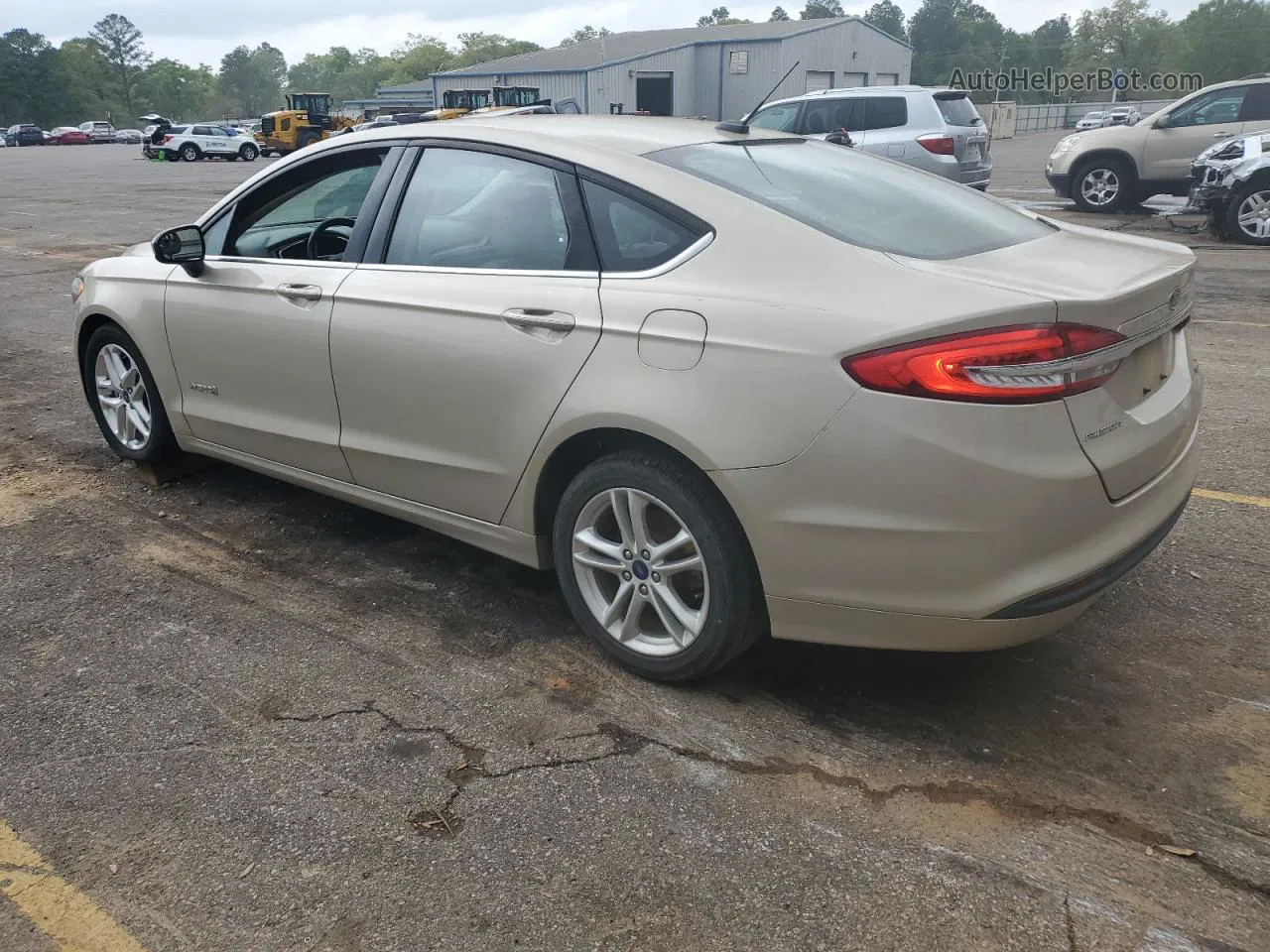 2018 Ford Fusion S Hybrid Gold vin: 3FA6P0UU5JR142192