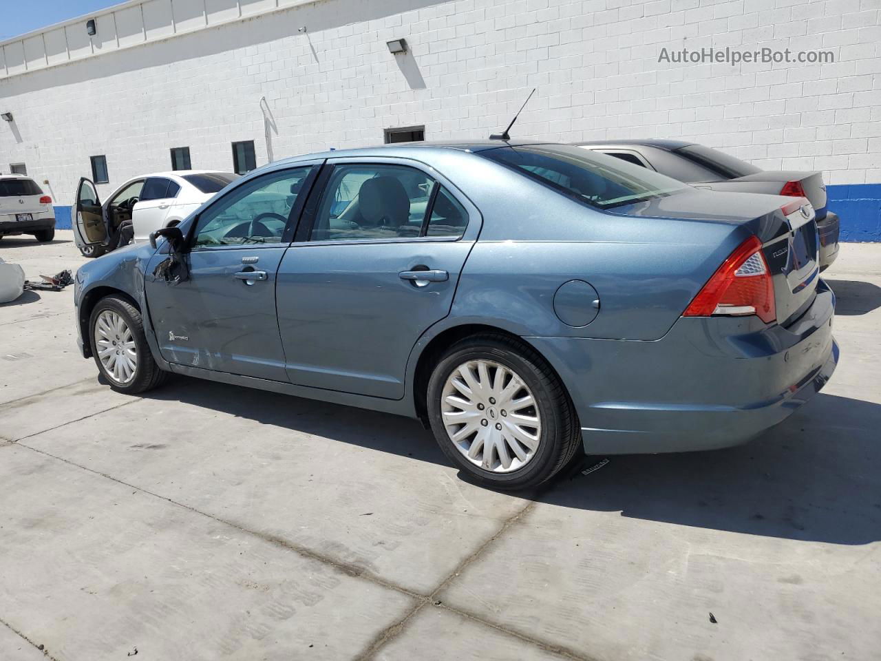 2012 Ford Fusion Hybrid Blue vin: 3FADP0L33CR262057