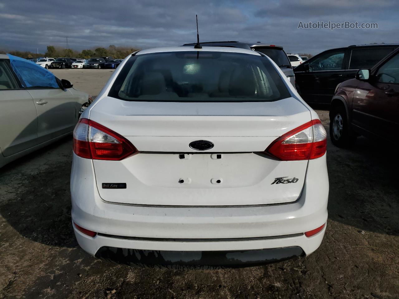 2015 Ford Fiesta S White vin: 3FADP4AJ0FM190034