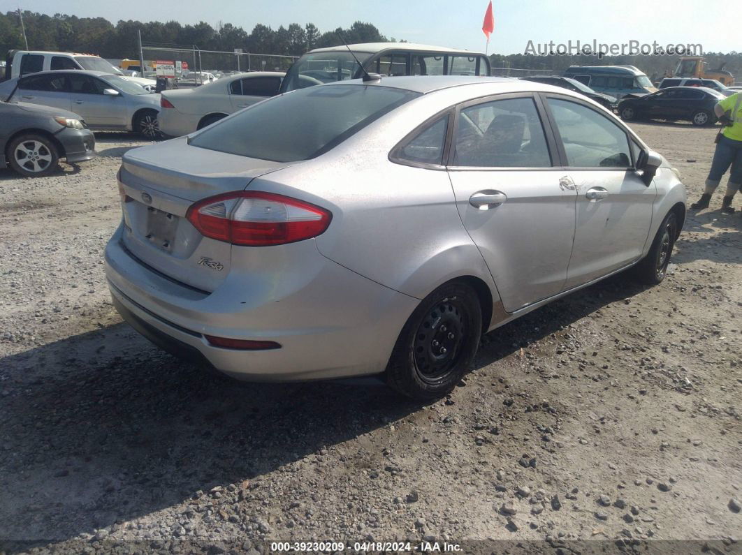 2015 Ford Fiesta S Silver vin: 3FADP4AJ1FM132465