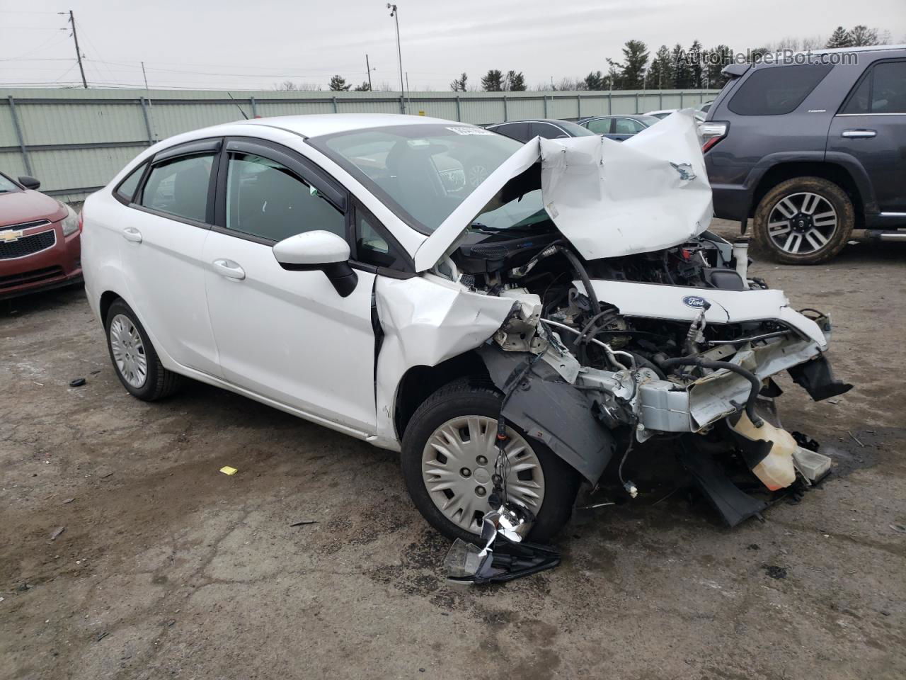 2019 Ford Fiesta S White vin: 3FADP4AJ1KM125574